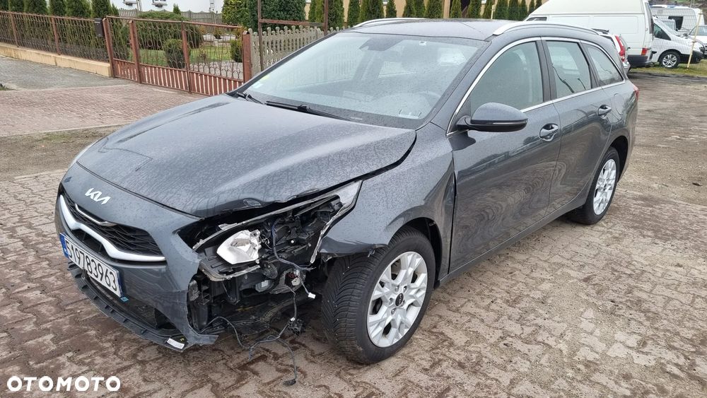 Kia Ceed 1.6 CRDi Eco-Dynamics+ (48V Mild-Hybrid) DCT7 GT Line - 22