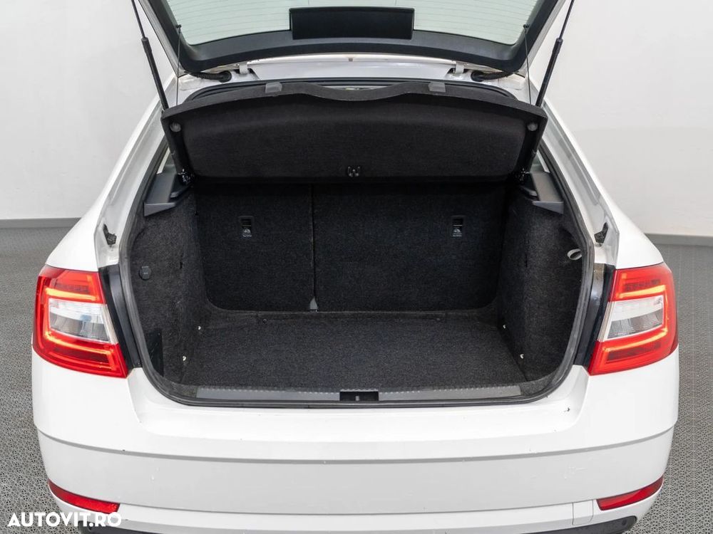 Skoda Octavia - 6