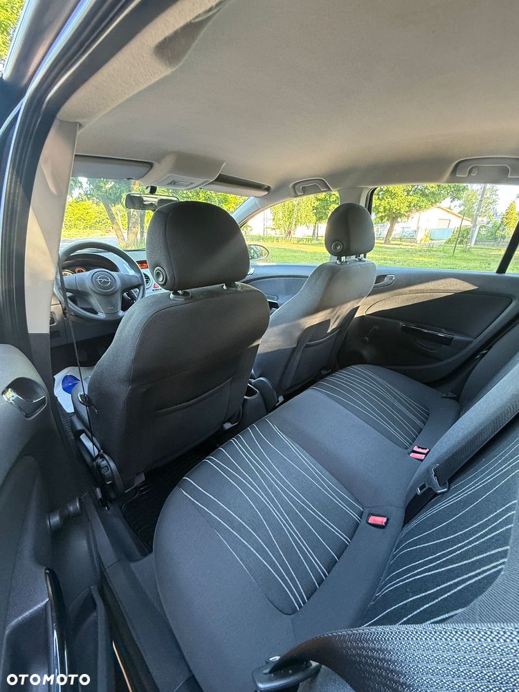 Opel Corsa 1.2 16V Enjoy - 28