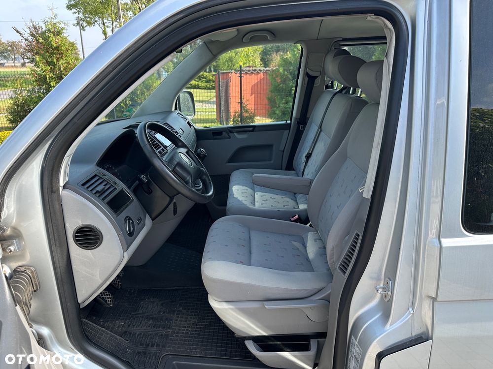Volkswagen Transporter - 9
