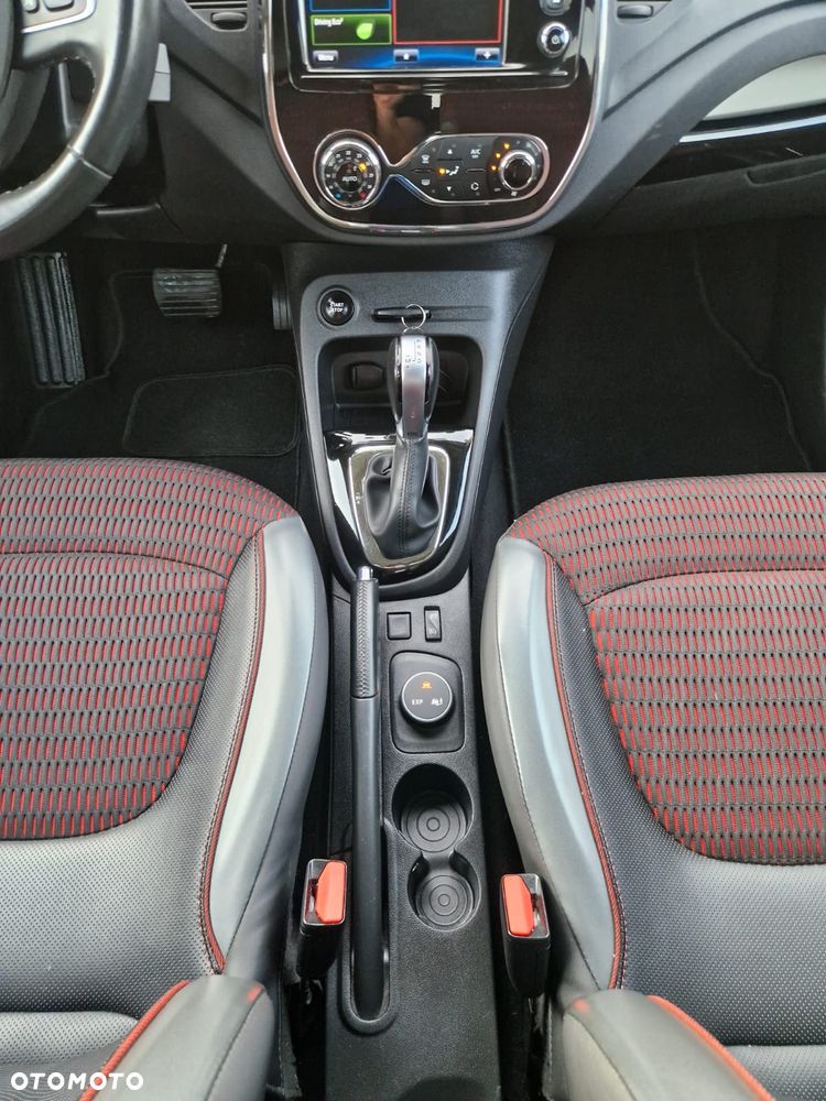 Renault Captur - 19
