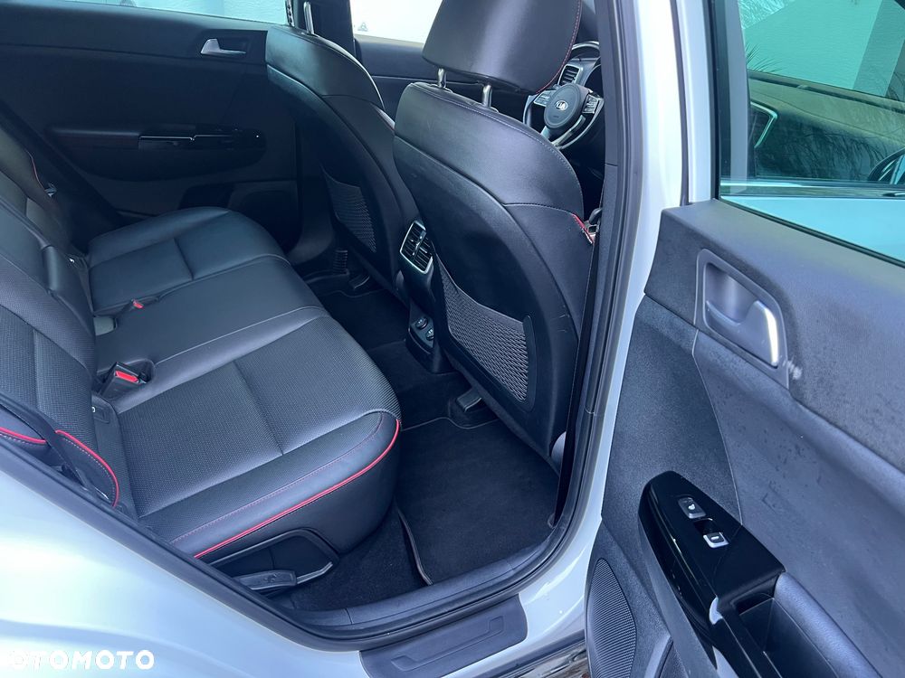 Kia Sportage 2.0 CRDI AWD Eco-Dynamics+ (48V M-H) GT LINE - 23