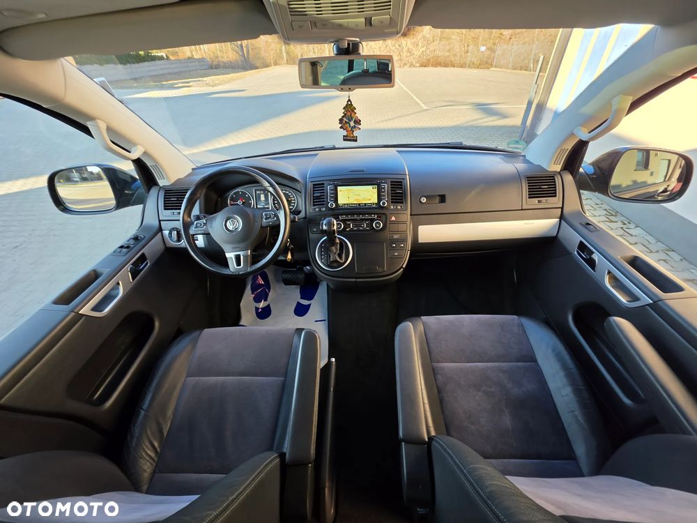 Volkswagen Multivan - 7