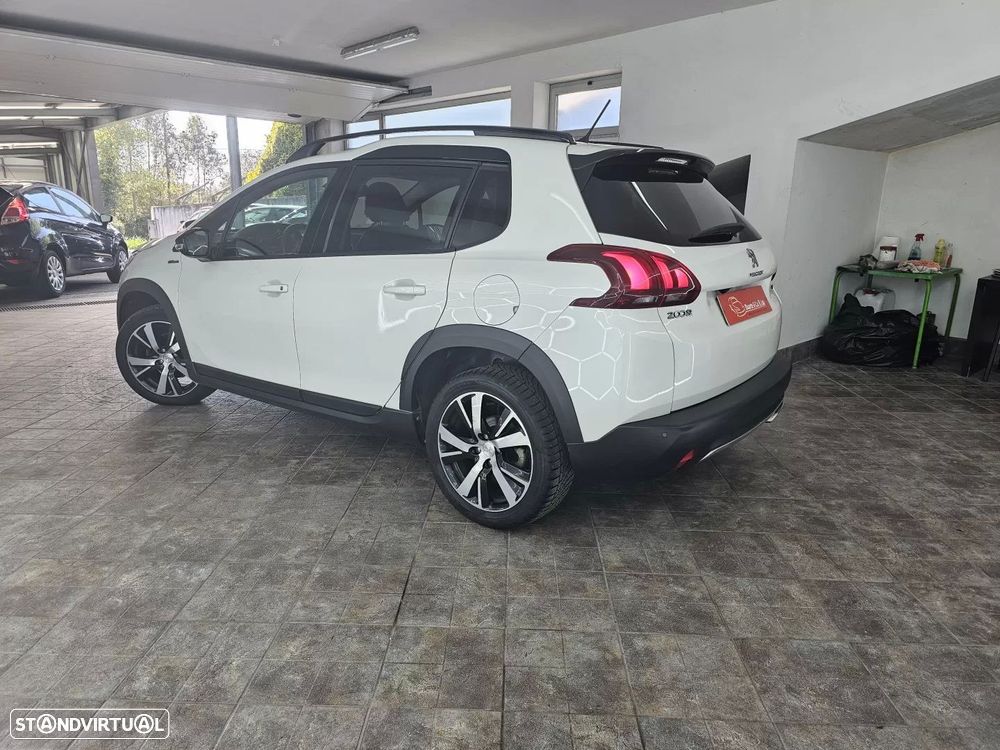 Peugeot 2008 1.2 PureTech GT Line EAT6 - 12