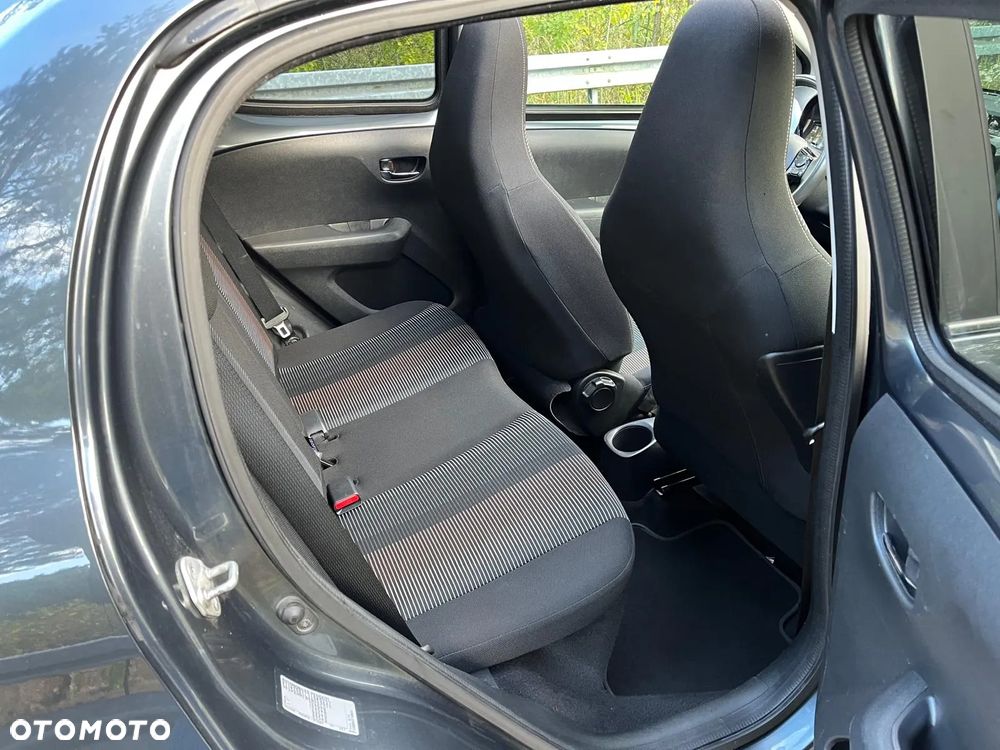 Peugeot 108 PureTech 82 Top Allure - 11