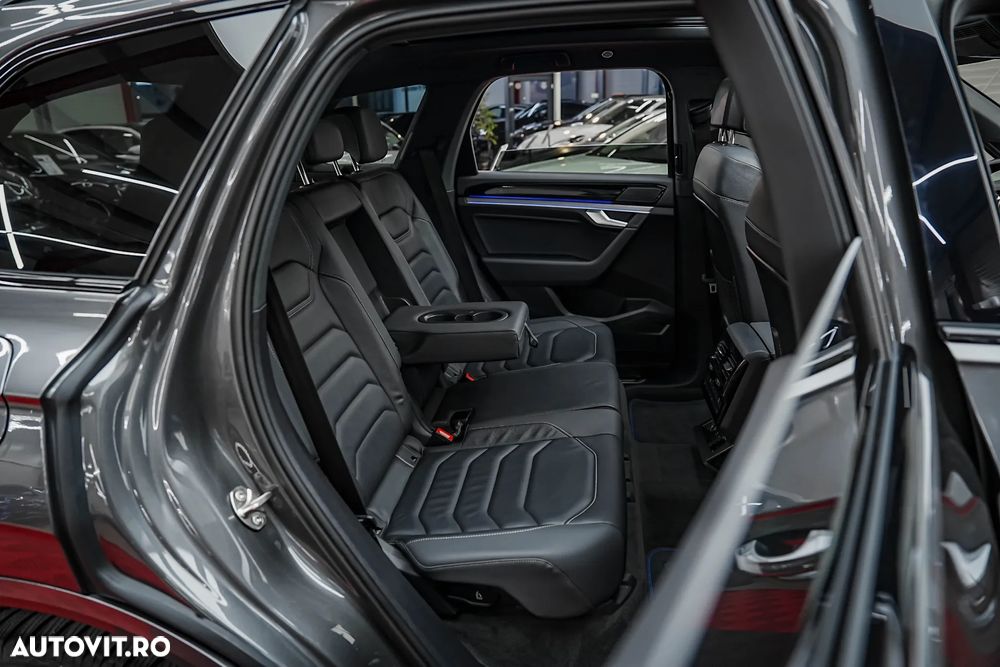 Volkswagen Touareg V6 e-Hybrid OPF 4Motion Aut. R FINAL EDITION - 12