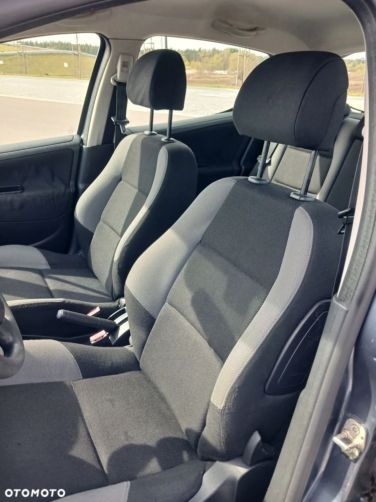 Peugeot 207 1.4 16V Presence - 8