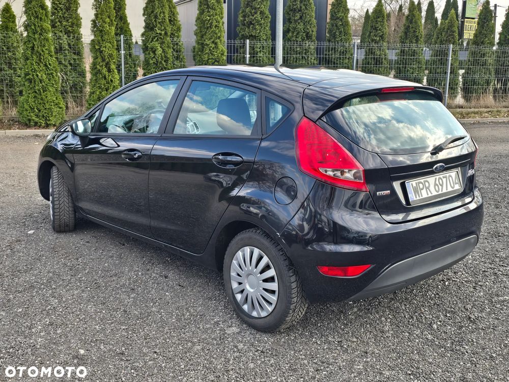 Ford Fiesta - 4