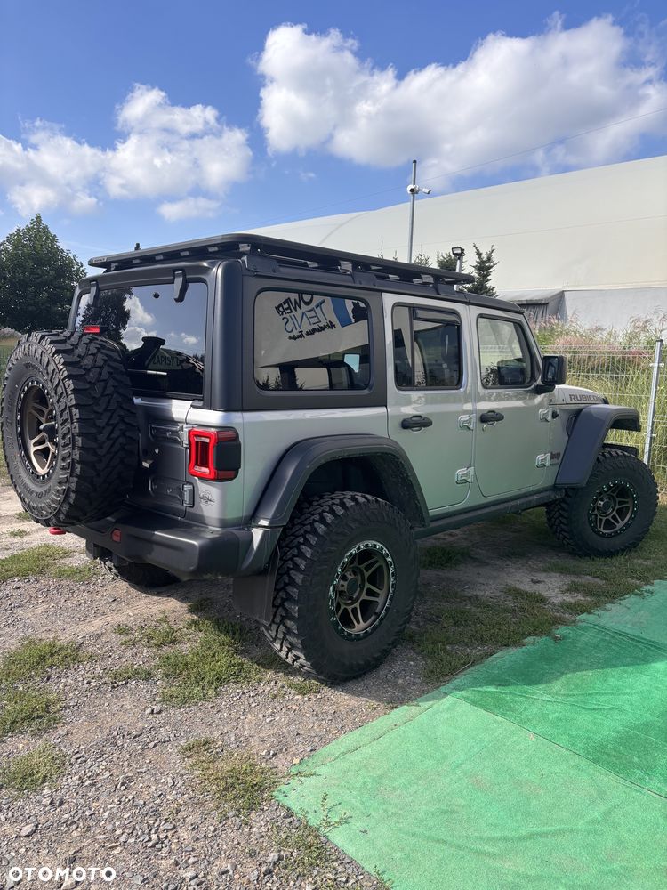 Jeep Wrangler - 9