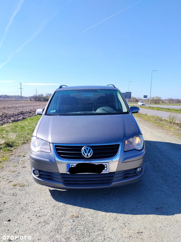 Volkswagen Touran 2.0 TDI Trendline - 4