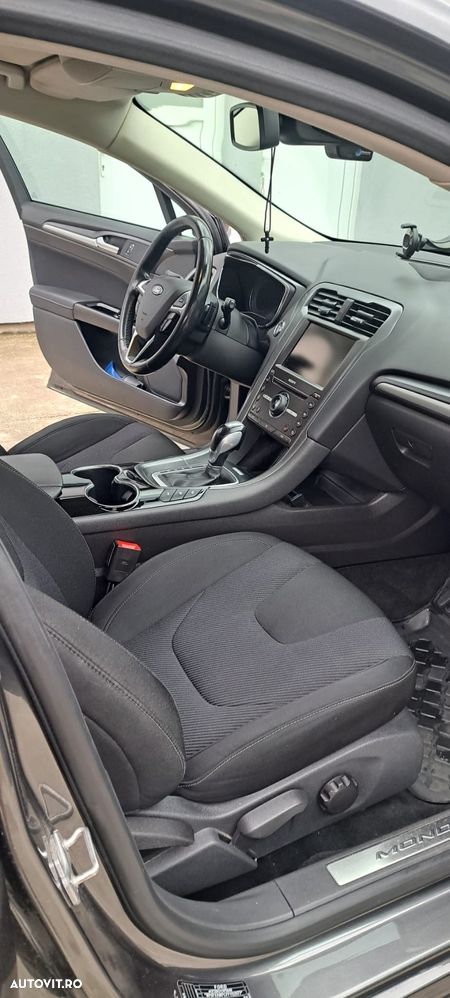 Ford Mondeo - 7