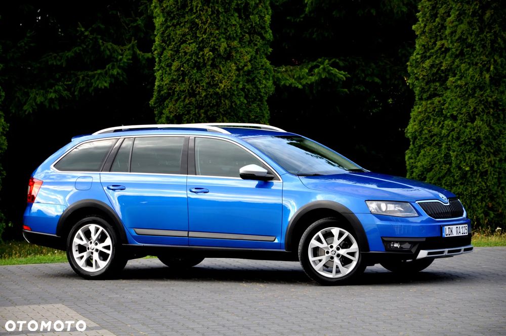 Skoda Octavia Combi 2.0 TDI 4x4 Scout - 7