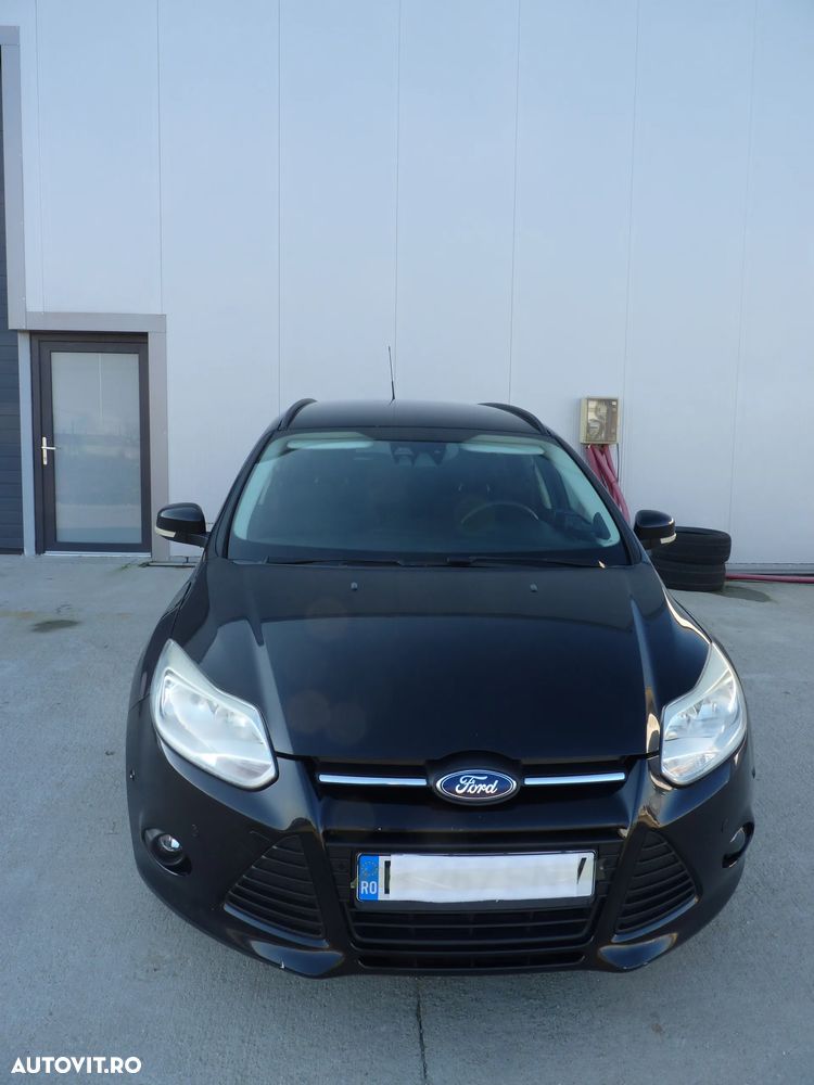 Ford Focus 1.6 TI-VCT Champions Edition - 2