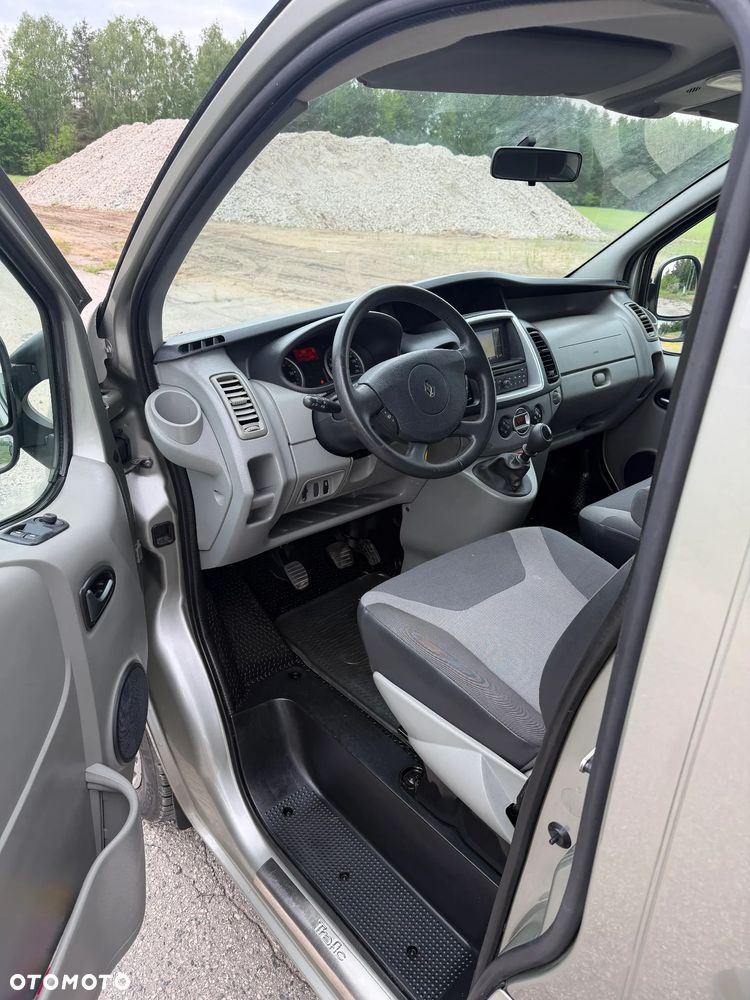 Renault TRAFIC*L2H1*2012*Klimatronik*6osób*bardzo zadbane auto - 6