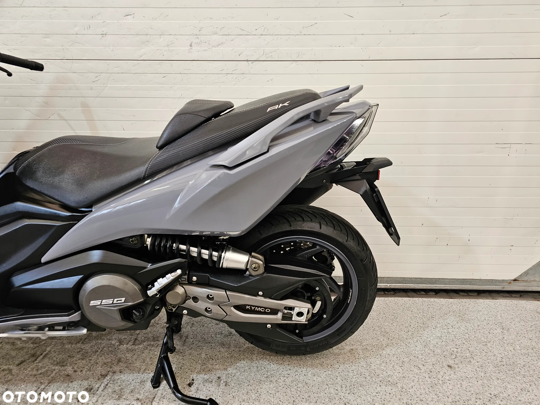 Kymco AK 550 - 11