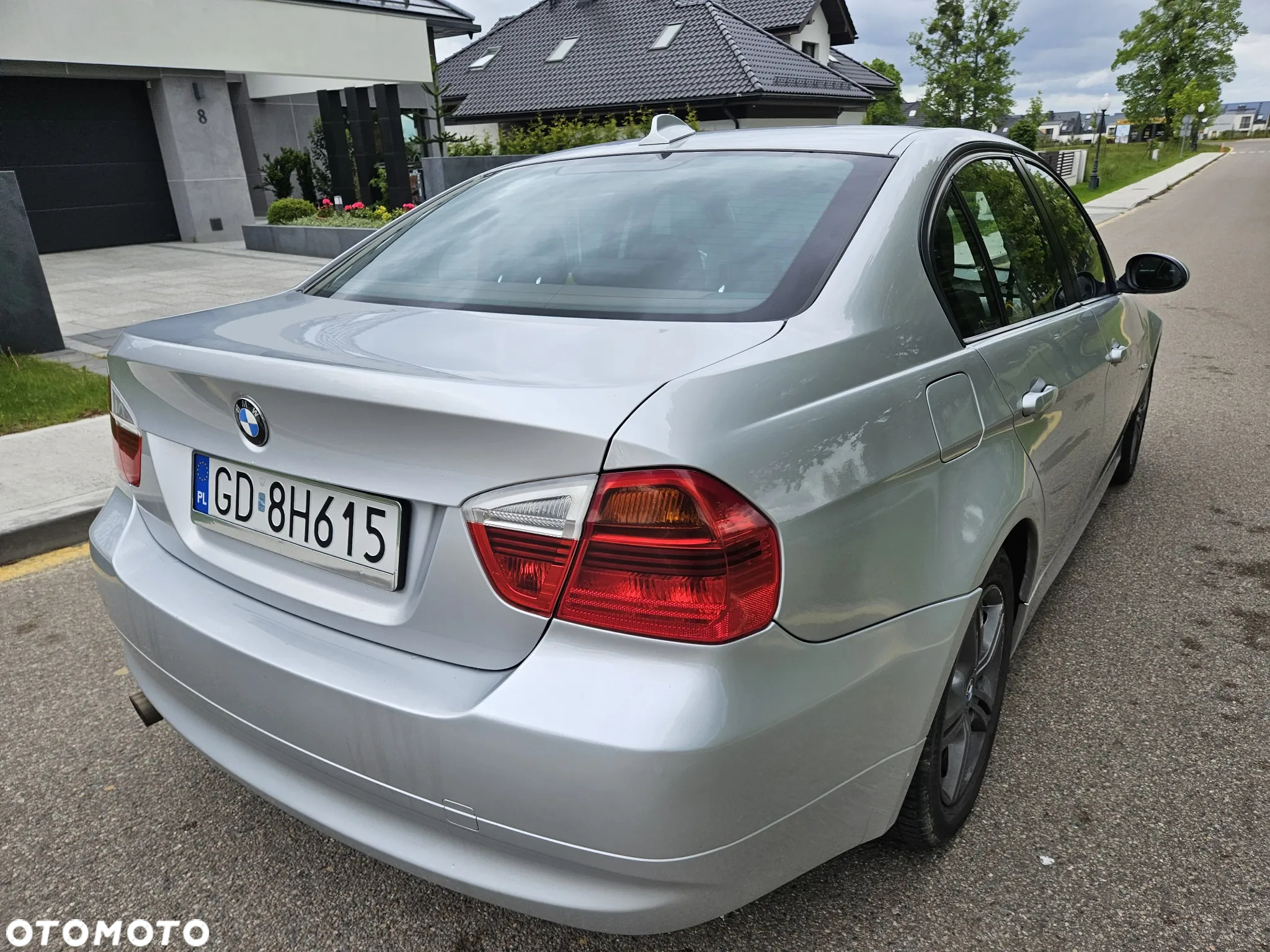 BMW Seria 3 318i - 5