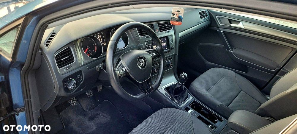 Volkswagen Golf 1.6 TDI BlueMotion Technology Lounge - 24