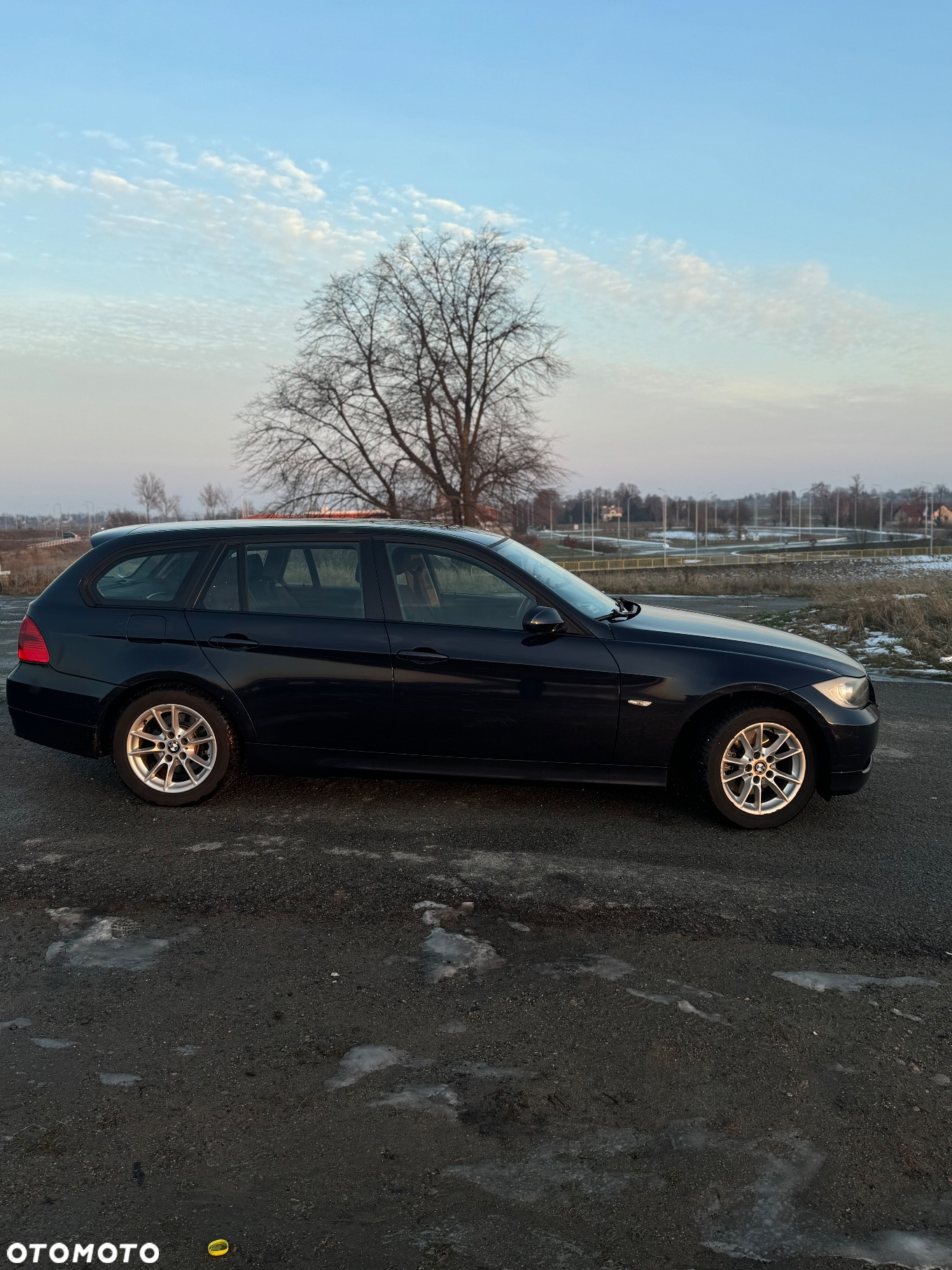 BMW Seria 3 318d - 3