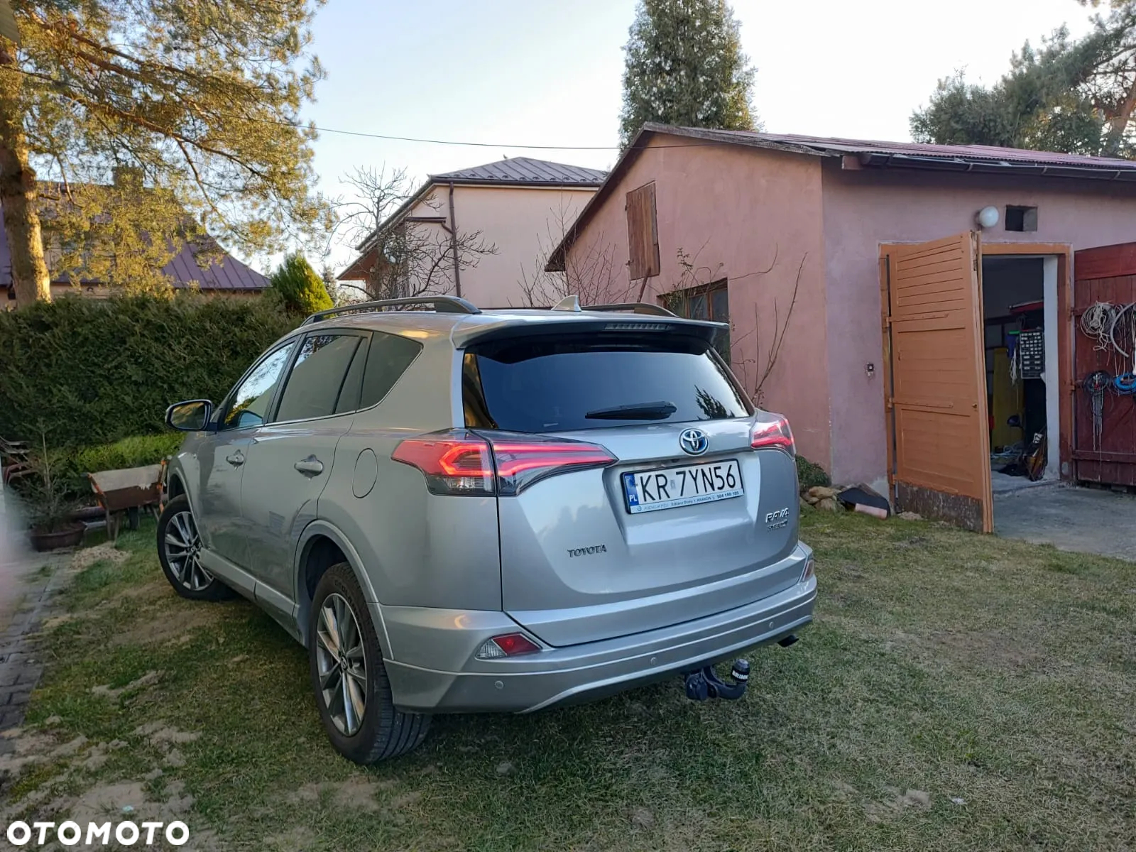 Toyota RAV4 Hybrid Prestige 4x4 - 5