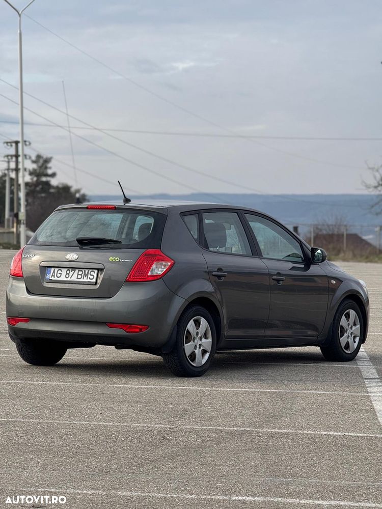 Kia Ceed Cee'd 1.6 DSL CITY - 4