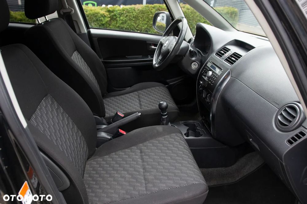 Suzuki SX4 1.6 VVT 4x2 Comfort - 17