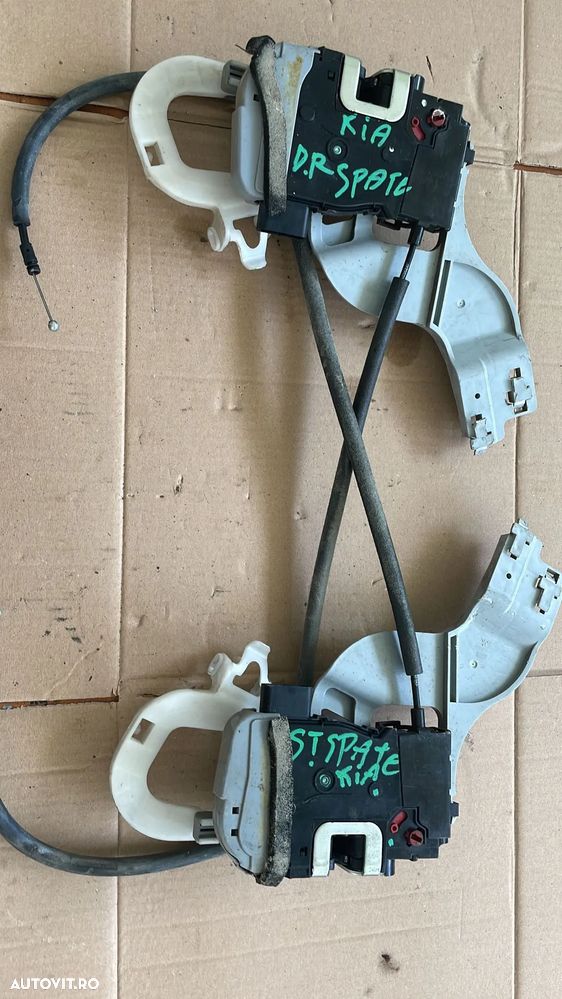 Broasca stanga/dreapta fata Kia Sportage 2012 b14203u000