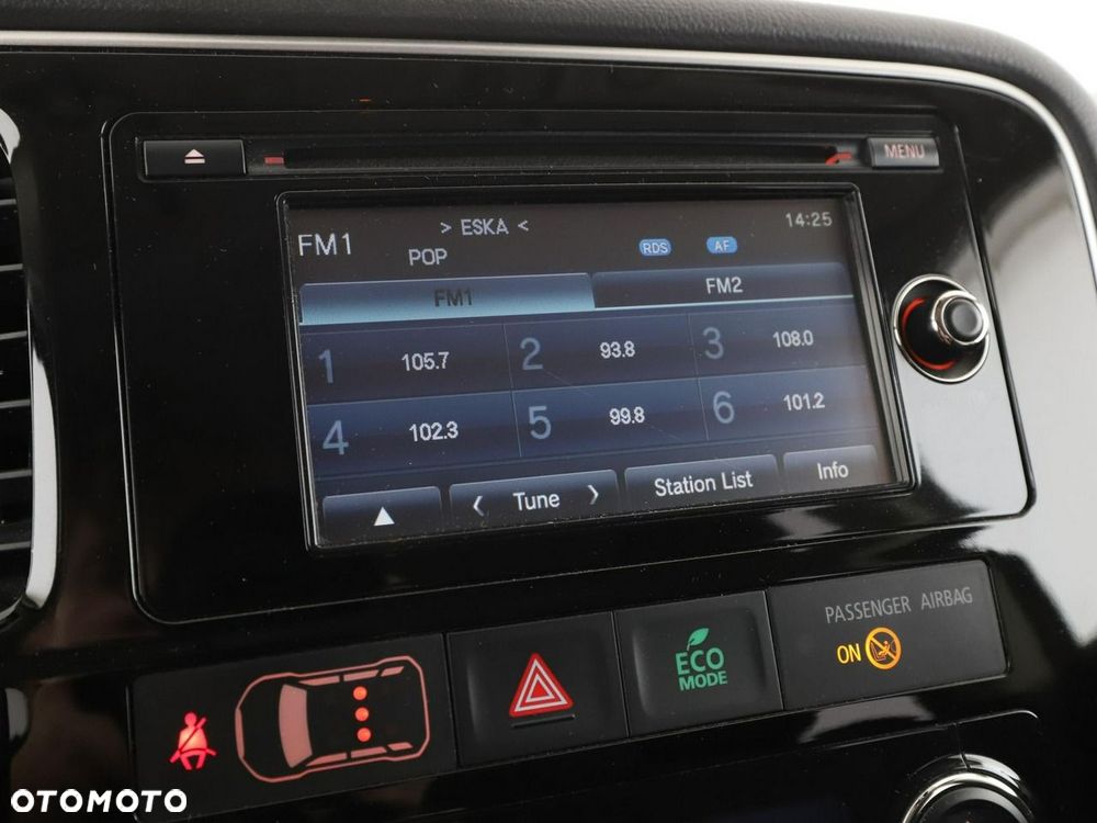 Mitsubishi Outlander 2.0 2WD SUV-Star - 24