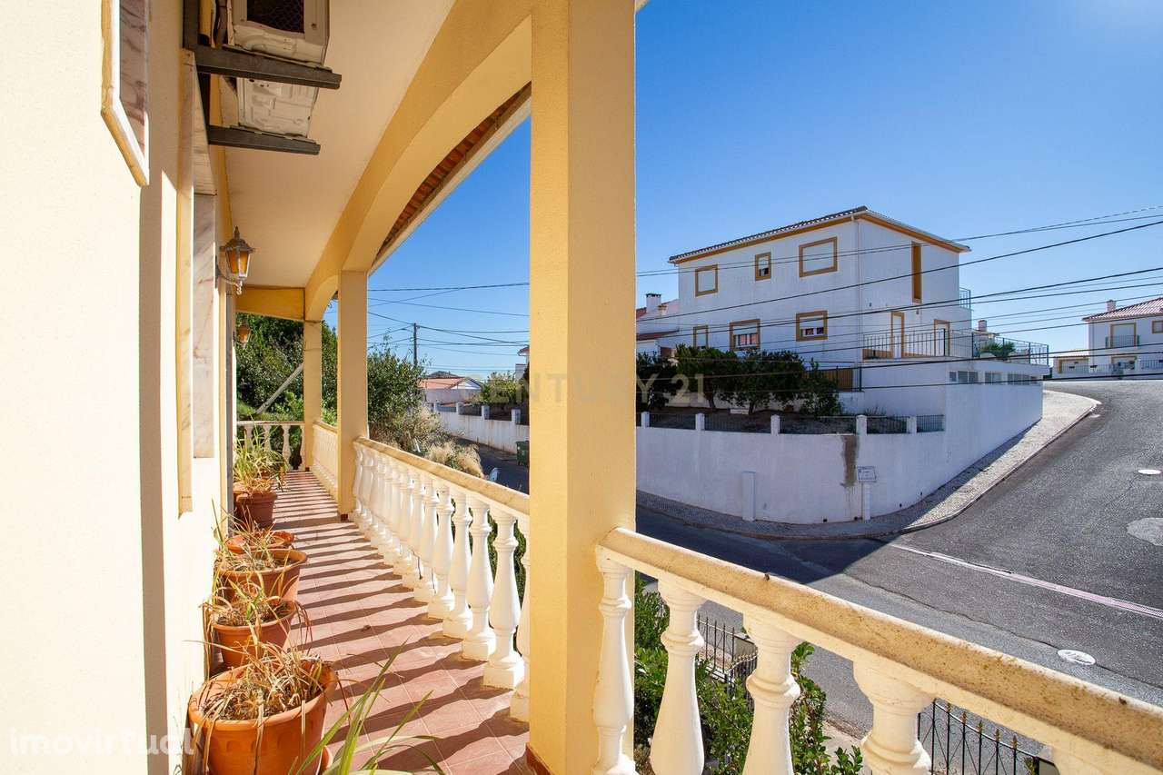 Moradia em Alenquer (Olhalvo) com Vista Espetacular - Grande imagem: 3/36