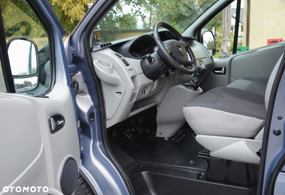 Opel Vivaro - 15