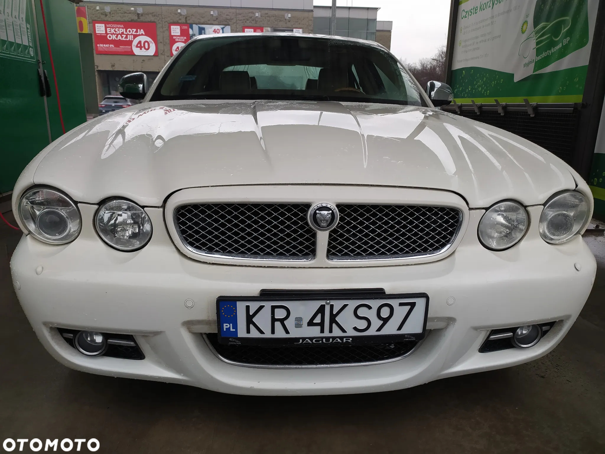 Jaguar XJ - 4