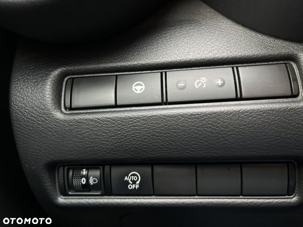 Nissan Juke 1.0 DIG-T N-Connecta - 28