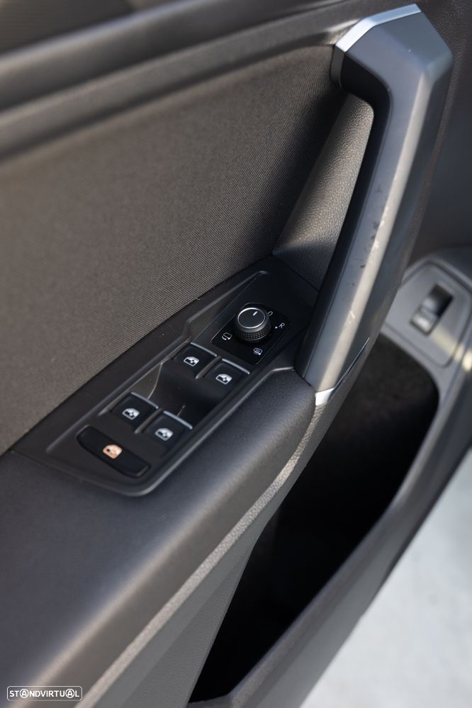 VW Tiguan Allspace 2.0 TDI Confortline DSG - 29