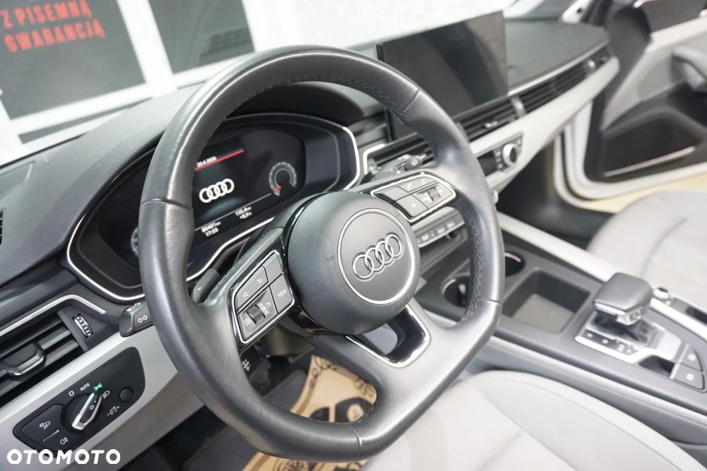 Audi A4 Avant 40 TFSI quattro S tronic - 23