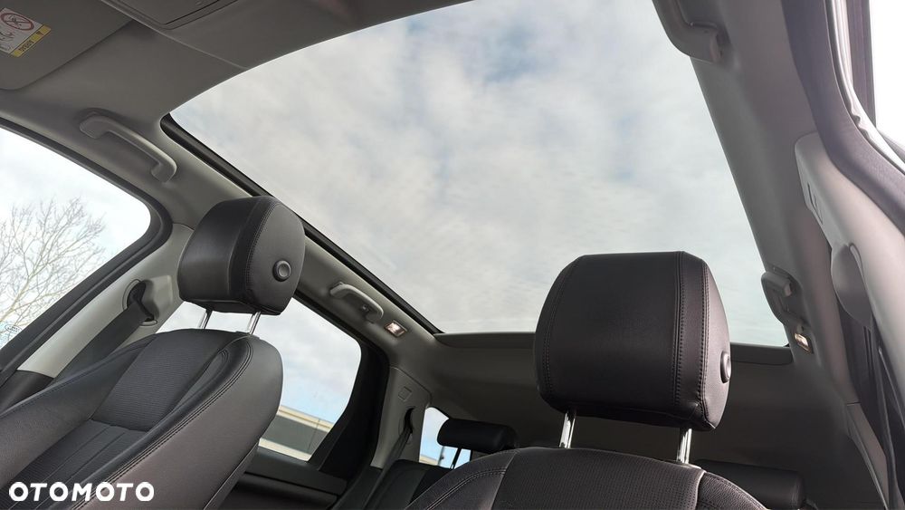 Land Rover Discovery Sport 2.0 TD4 HSE - 32