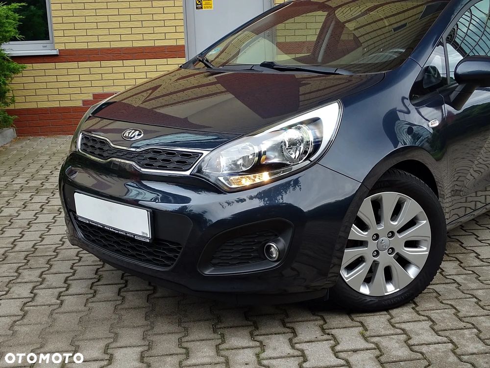 Kia Rio 1.2 Dream Team Edition - 13