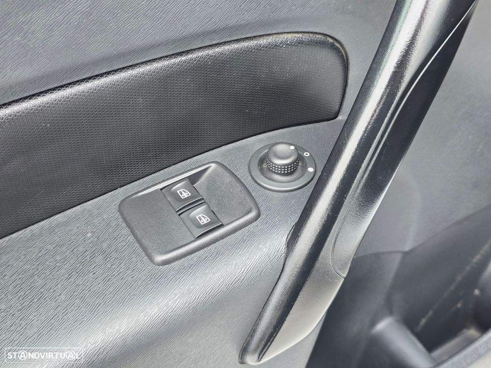 Renault Kangoo BLUE dCi 80 START - 23