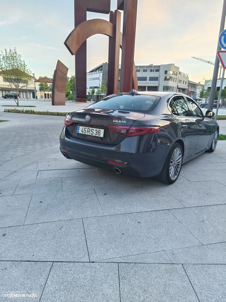 Alfa Romeo Giulia 2.2 D Super - 2