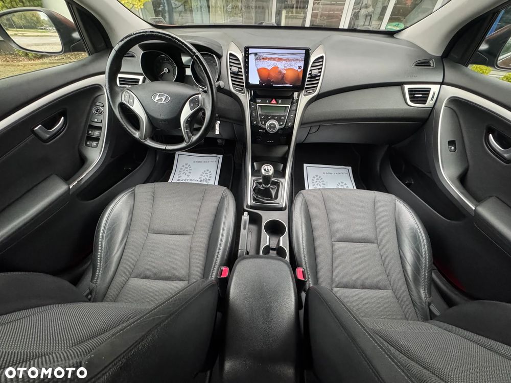 Hyundai i30 1.4 Fifa World Cup Edition - 13