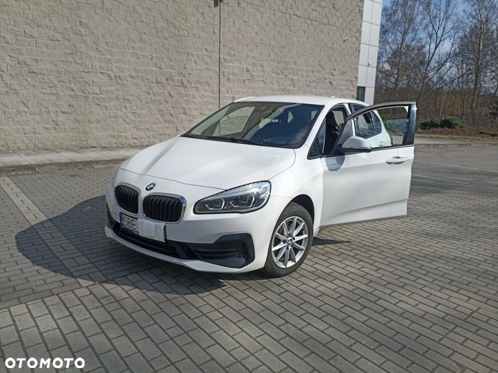 BMW Seria 2 218d - 18