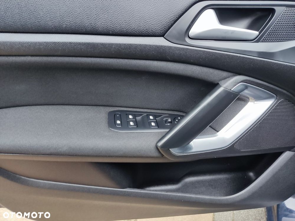 Peugeot 308 BlueHDi FAP 130 EAT8 Stop & Start Allure Pack - 11