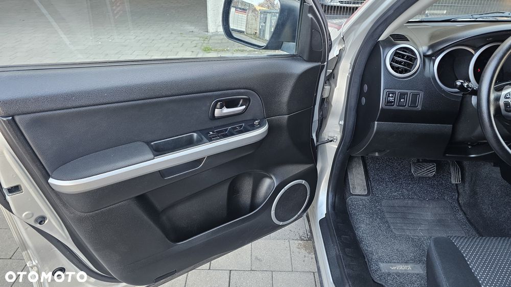 Suzuki Grand Vitara - 11