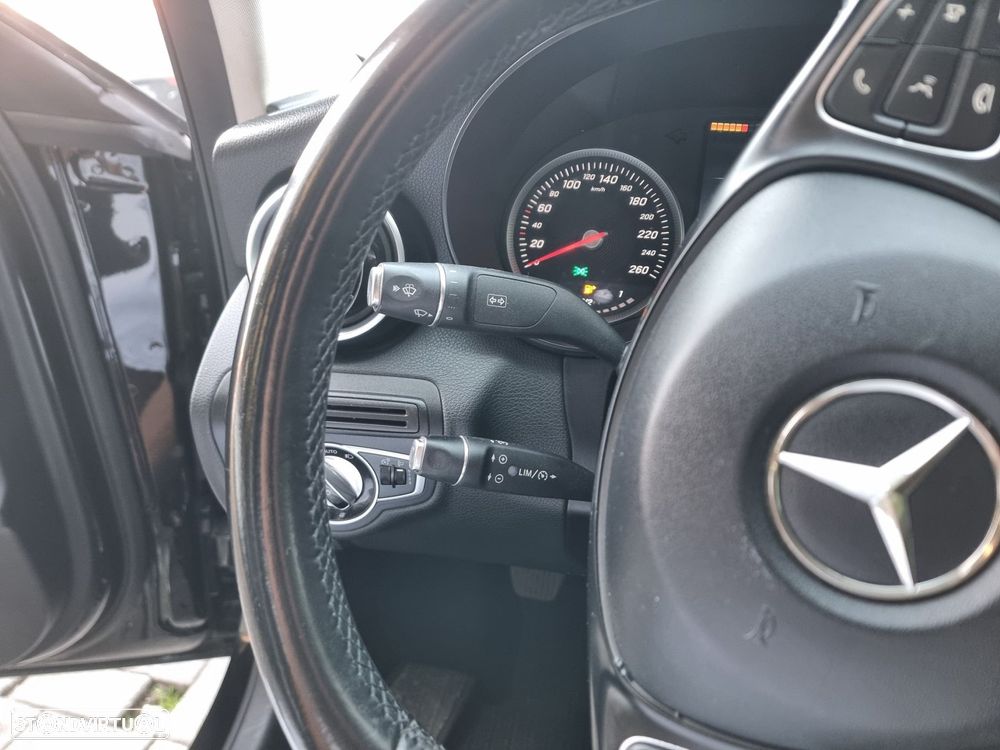 Mercedes-Benz C 180 d Exclusive - 17