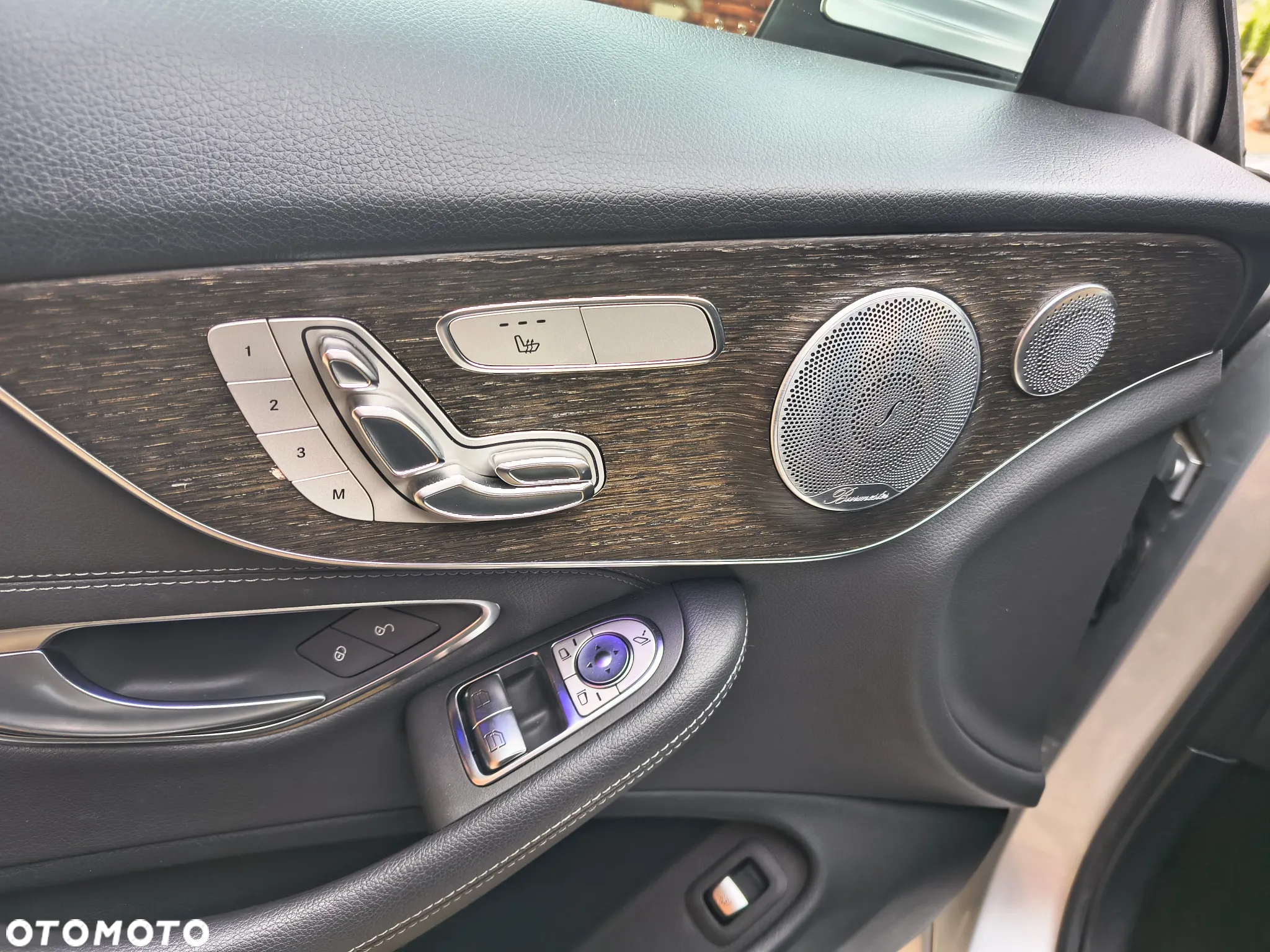 Mercedes-Benz Klasa C 300 Coupe 4Matic 9G-TRONIC AMG Line - 17