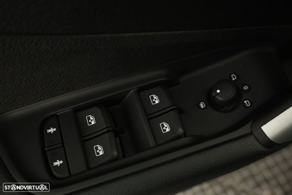 Audi Q2 35 TFSI Advanced - 19