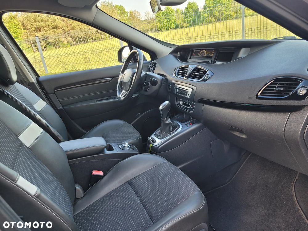 Renault Scenic - 18