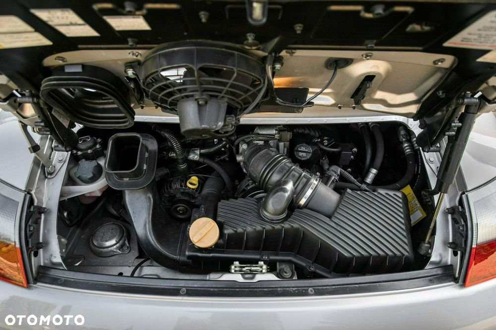 Porsche 911 - 17