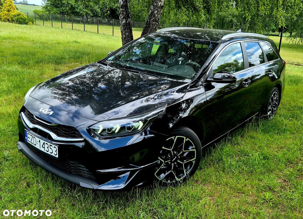 Kia Ceed - 24