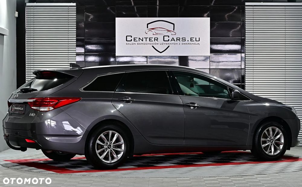 Hyundai i40 Kombi blue 1.6 Space - 15