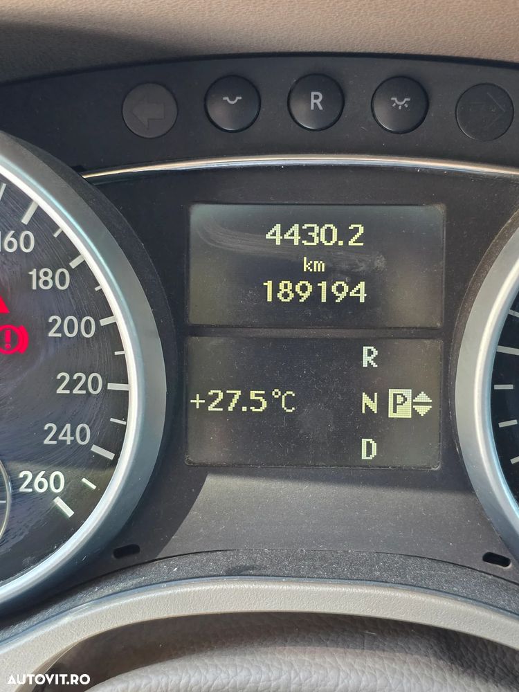 Mercedes-Benz ML 300 CDI BlueEfficiency Aut - 8