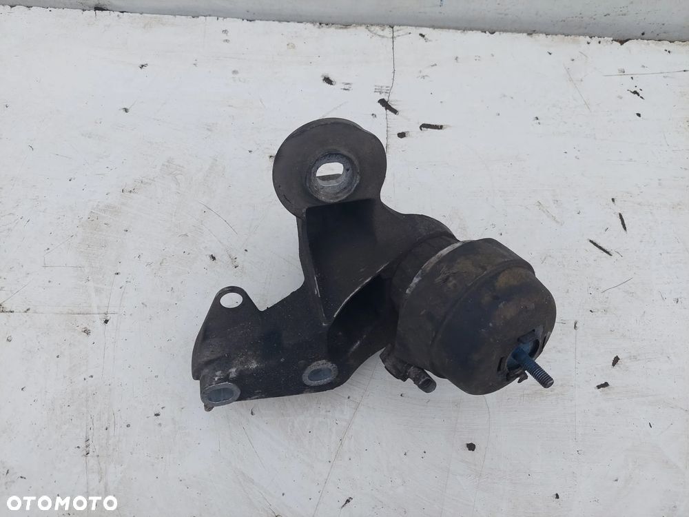 MOCOWANIE ŁAPA WSPORNIK SILNIKA AUDI A6 C6 3.0 TDI 4F0199352M - 2